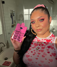 Load image into Gallery viewer, Lashes (5 pairs). Volumizing cruelty free false eye lashes