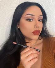 Load image into Gallery viewer, Lip Liner