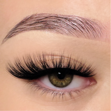 Load image into Gallery viewer, Lashes (5 pairs). Volumizing cruelty free false eye lashes