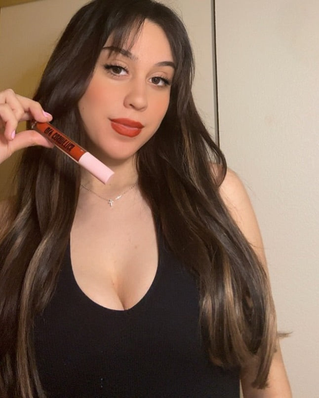 NEW✨ Oly Cosmetics Matte Lip Cream