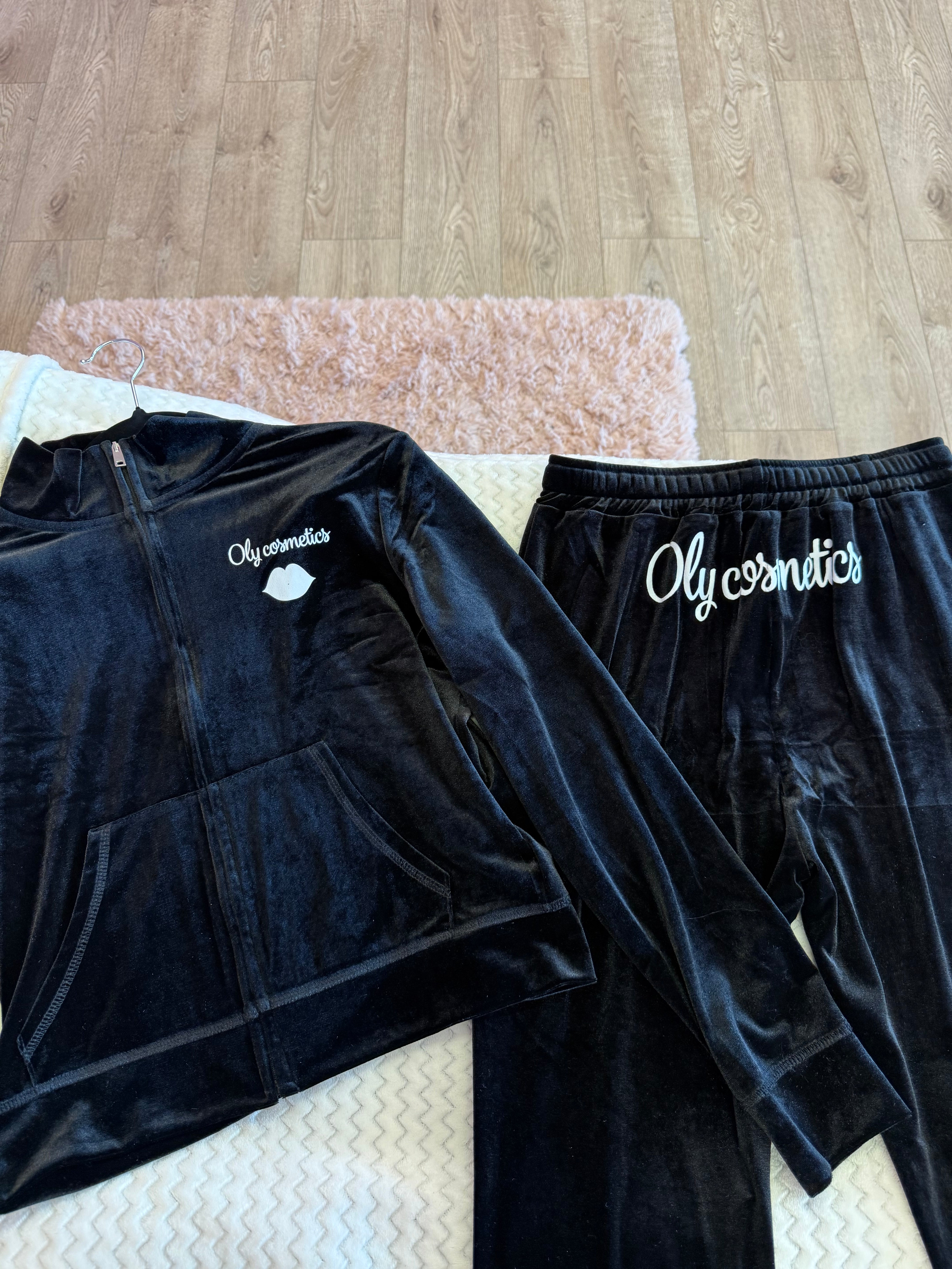 Oly Cosmetics Track Suit Pant Set - Black