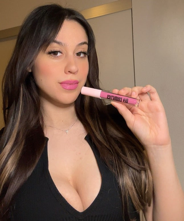 NEW✨ Oly Cosmetics Matte Lip Cream