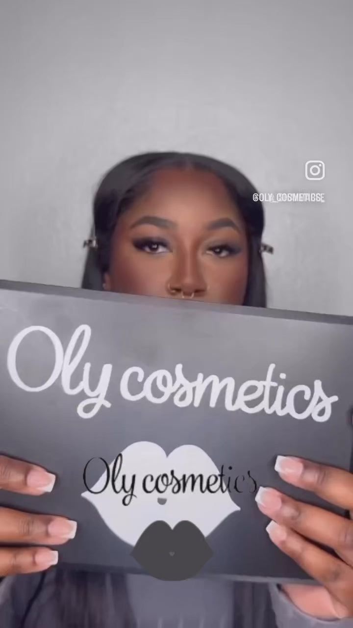 Eye Shadow Palettes. Choose from 2 color schemes, "Color Me Rainbow" and 'Natural Beauty"