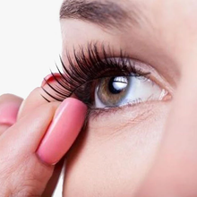 Load image into Gallery viewer, Eye Lashes (One pair). Assorted styles
